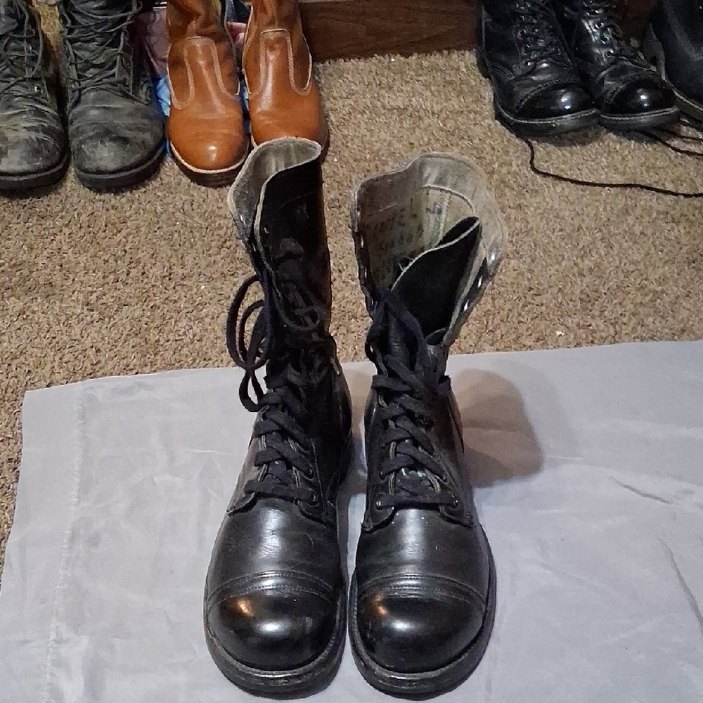 Vintage 60s military boots, black leather jump men's b. F Goodrich size.9